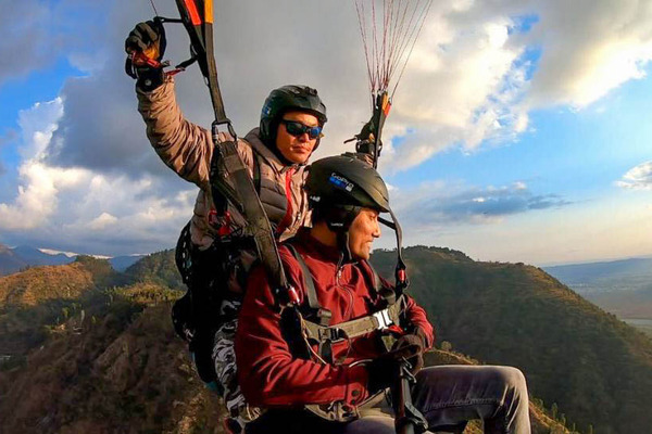 Paragliding in Shivpuri, Rishikesh