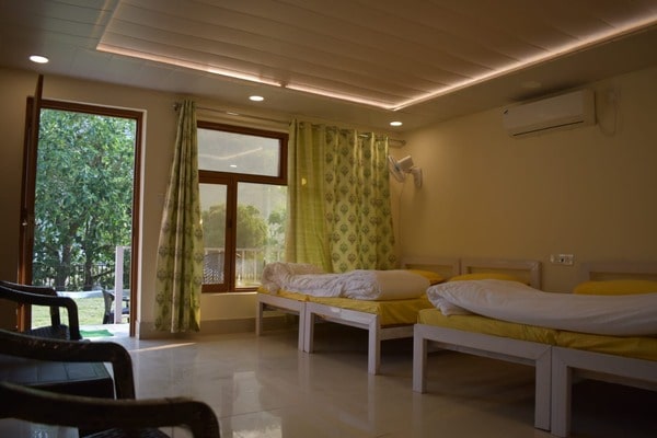 AC Cottages in Mohan Chatti